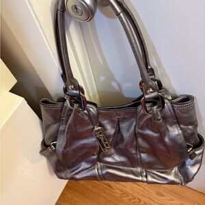 NWOT REALLY Nice Barbara Makowsky Elegant Metallic (Silver) Leather Shoulder Bag